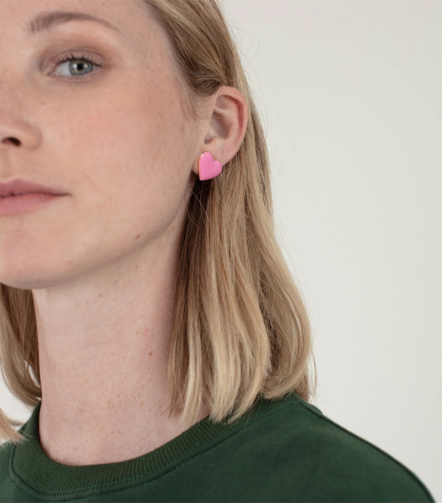 Matter Matters Puffy Heart Studs • Pink