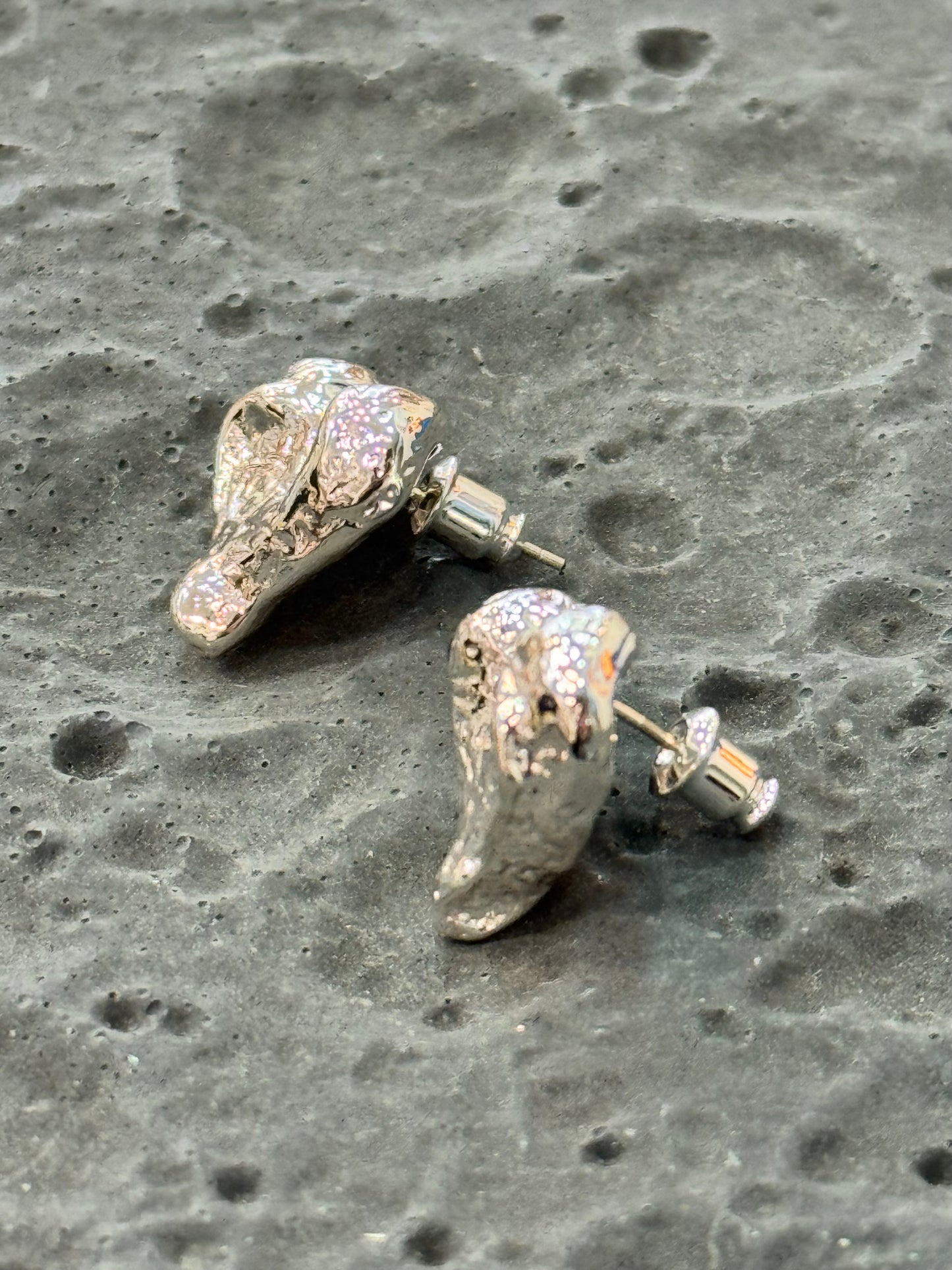 Hugbubble - Oil Painting Heart Earring