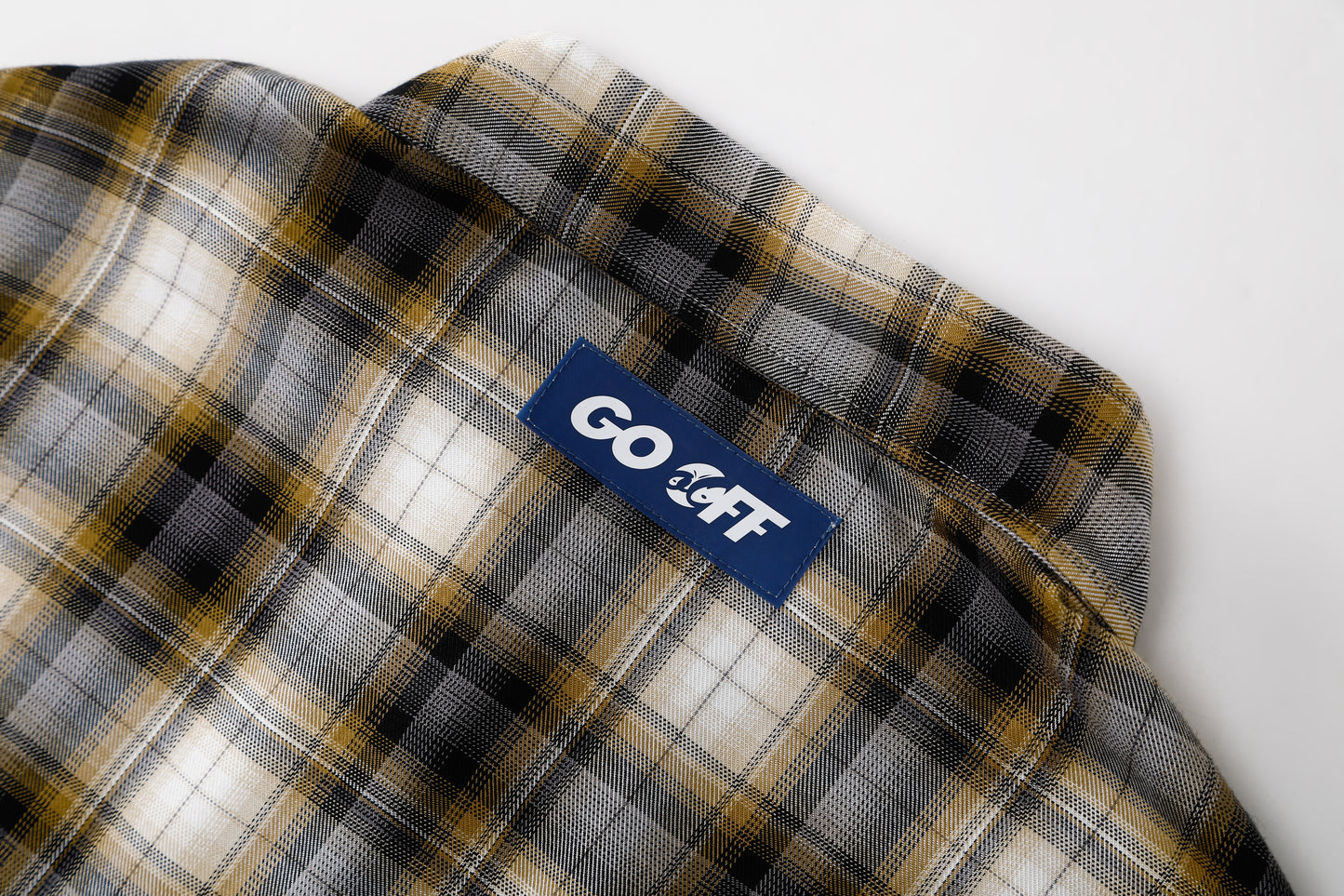 GO OFF Plaid Short-Sleeve Shirt