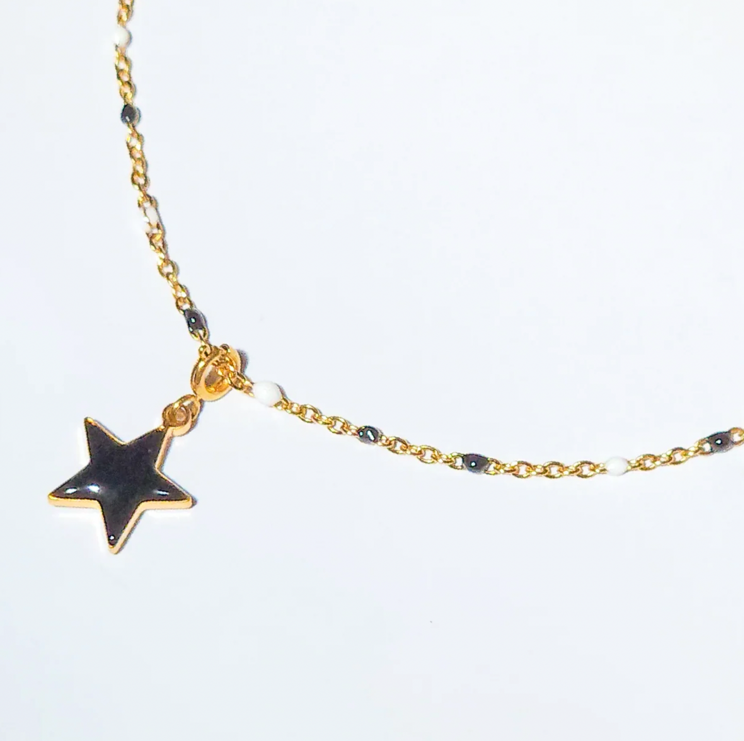 Matter Matters Shining Star Pendant • Black & Cream