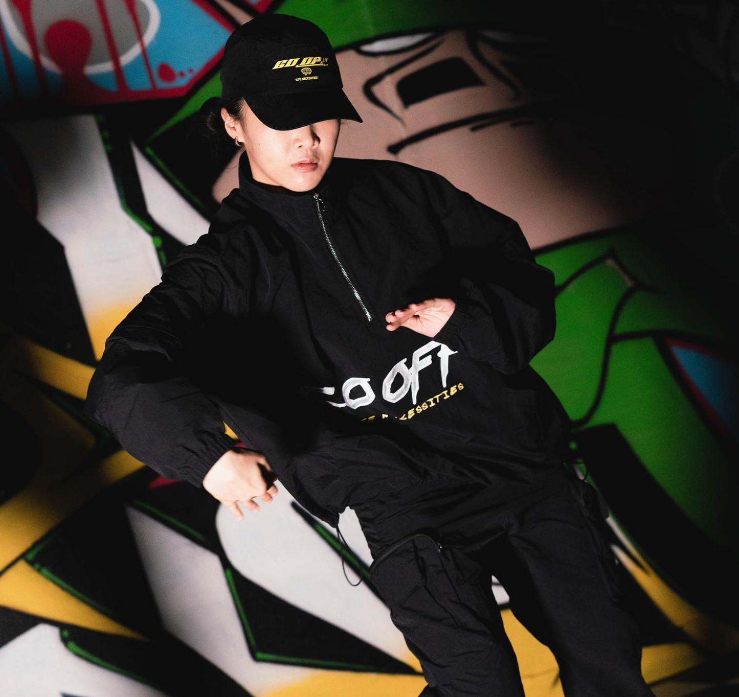 GO OFF ZIP OFF JACKET