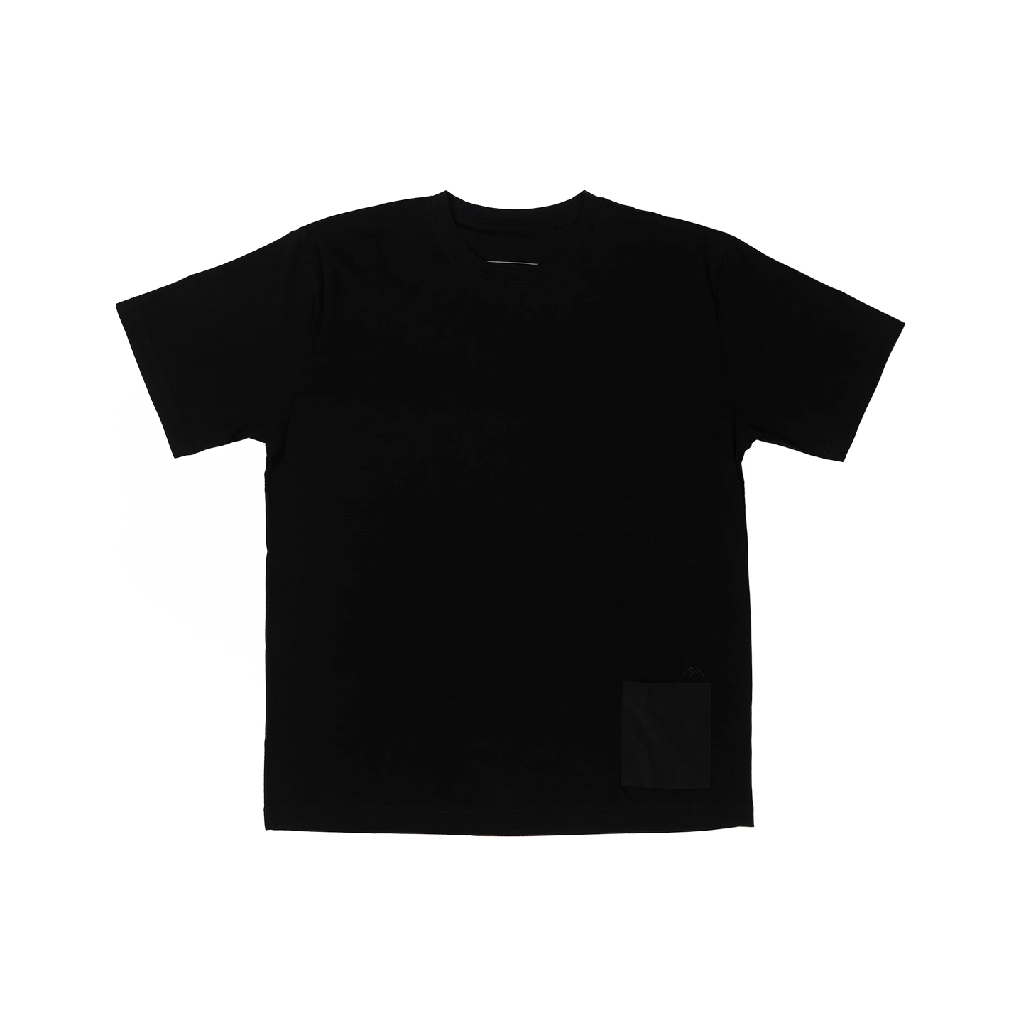 Blackhill Low Pockets Tee (Black)
