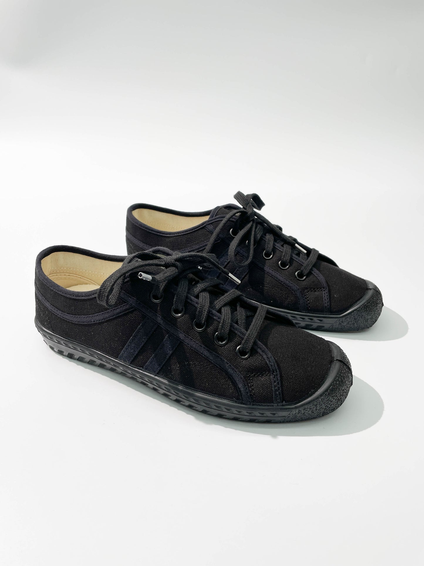 Inn-stant Vegan 帆布鞋(黑色) | Inn-stant Vegan Canvas Lo Top Sneaker (Black)