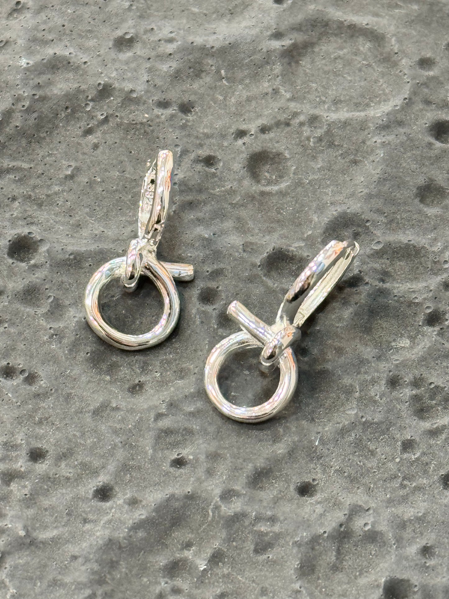 Hugbubble - Mini Circle Earring