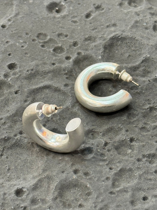 Hugbubble - Big C Earring