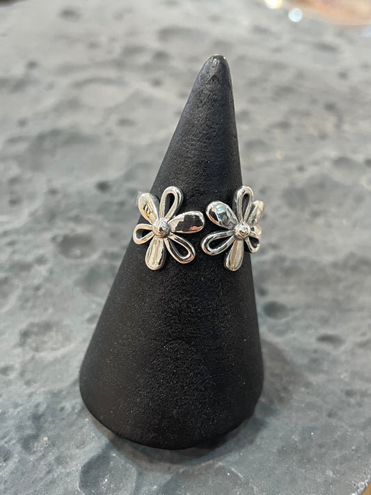 Hugbubble - Double Flower Ring