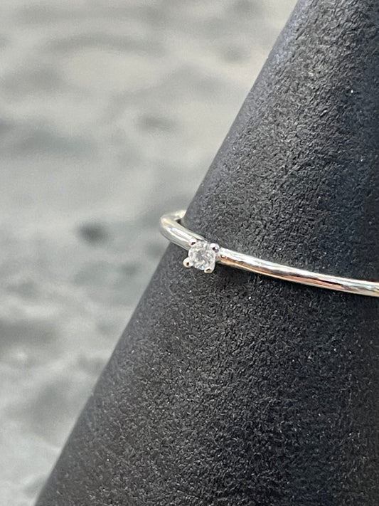 Hugbubble - Mini Gold Zircon Ring