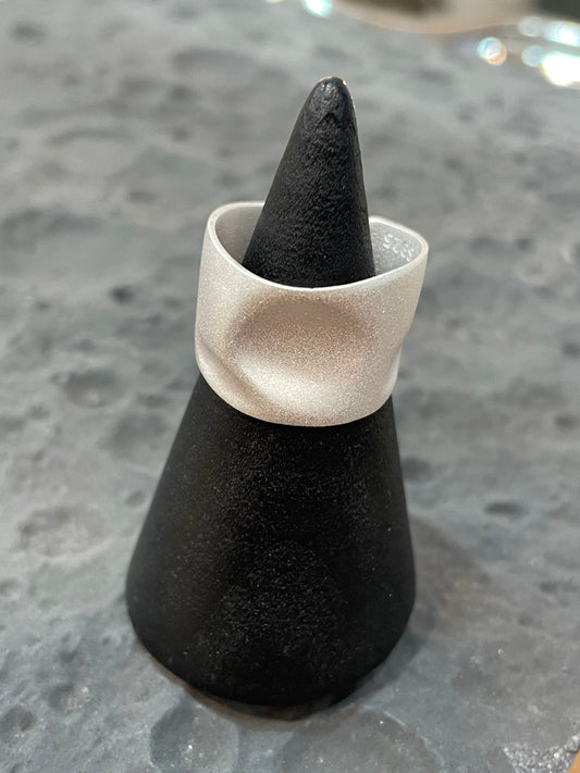 Hugbubble - Frosted Tinfoil Ring