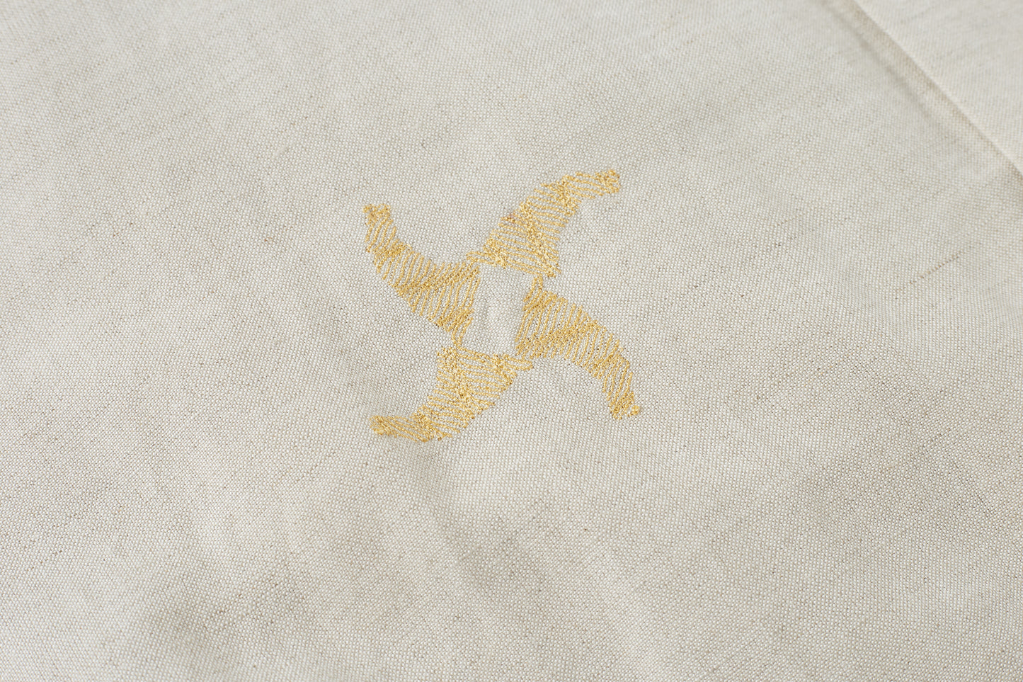 CHILLHANG 日系棉麻刺繡沙灘恤衫(白色)