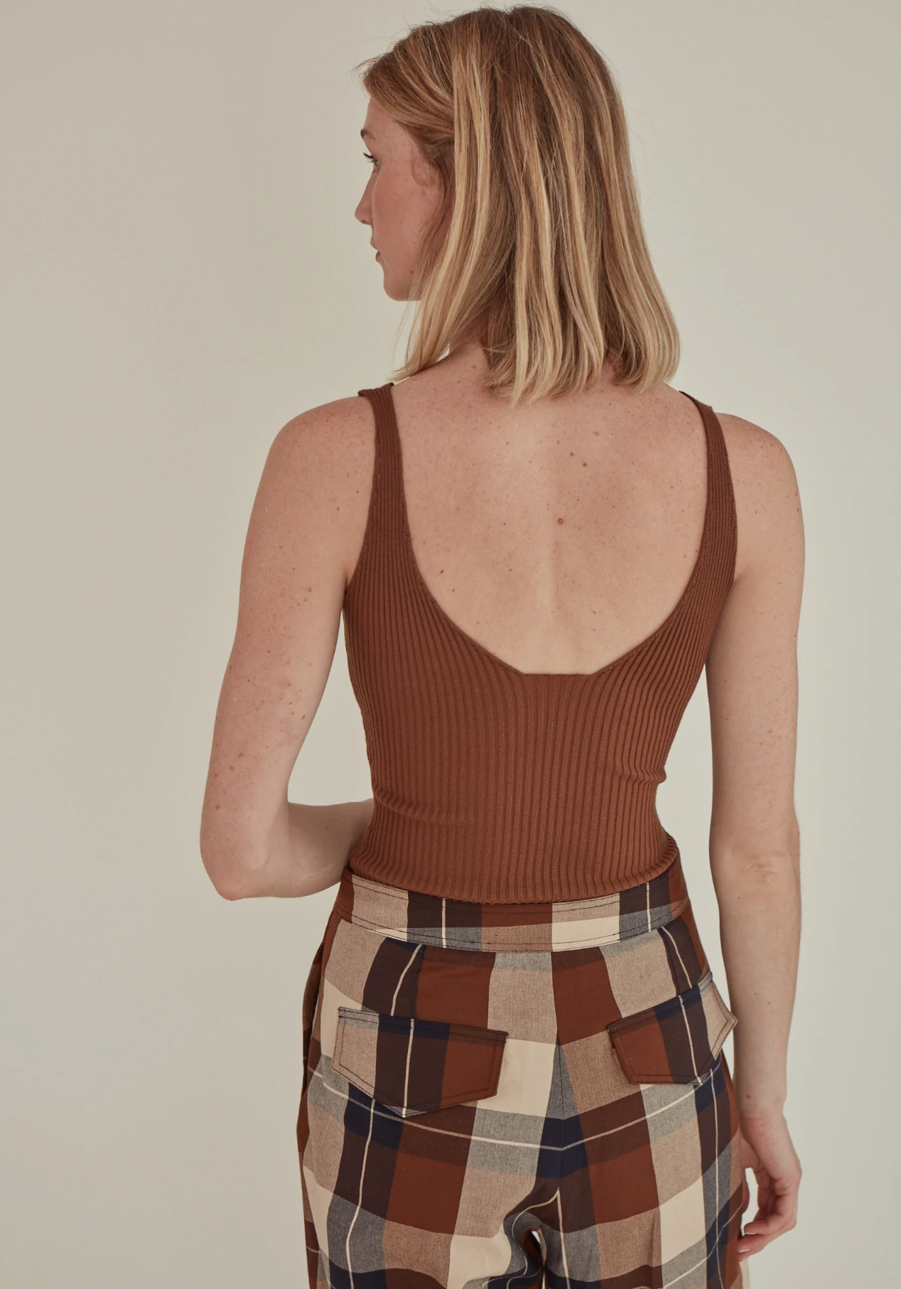 Matter Matters For All Hours / Ribbed Knit Tank Top • Brown