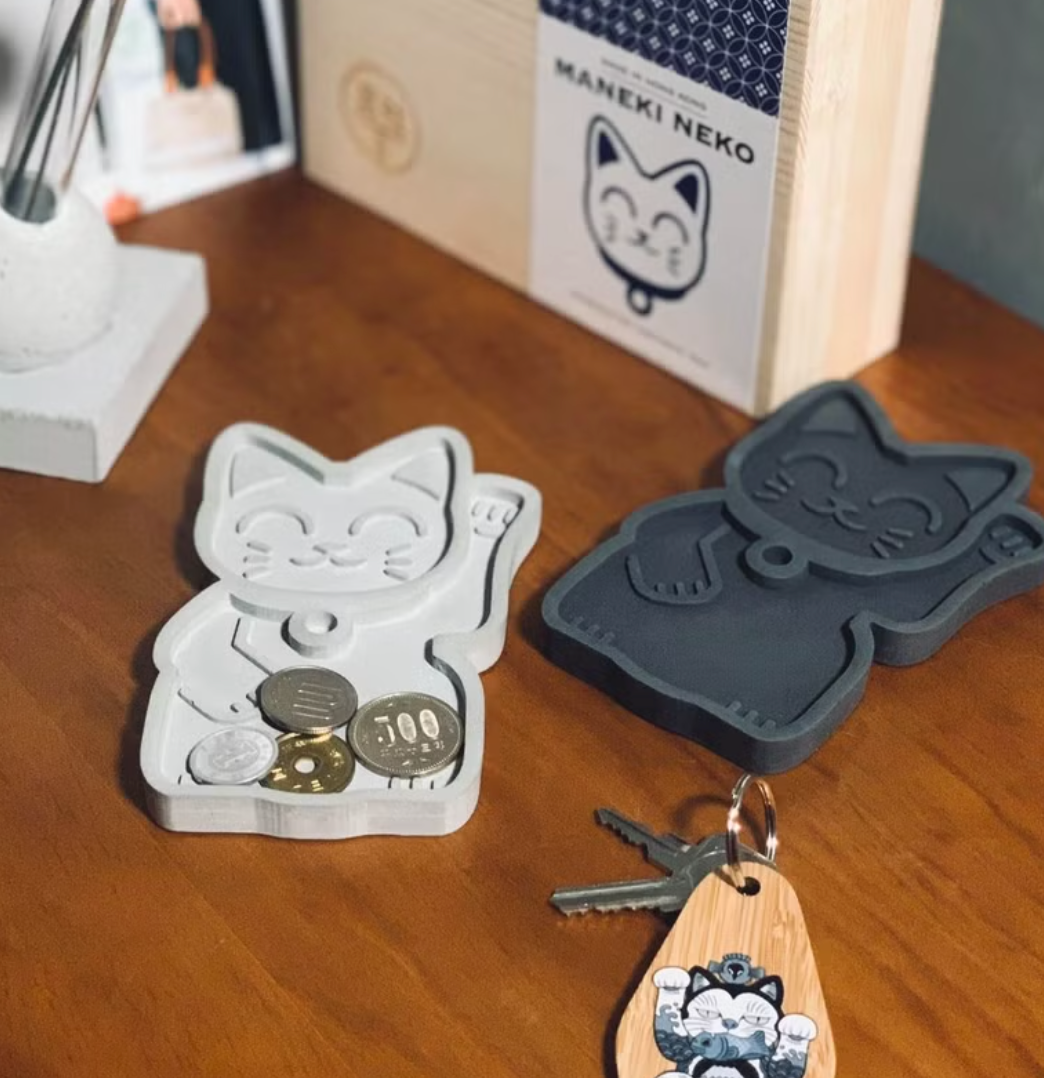 MUDLAB - 招財貓 手工水泥置物碟 【淺灰】