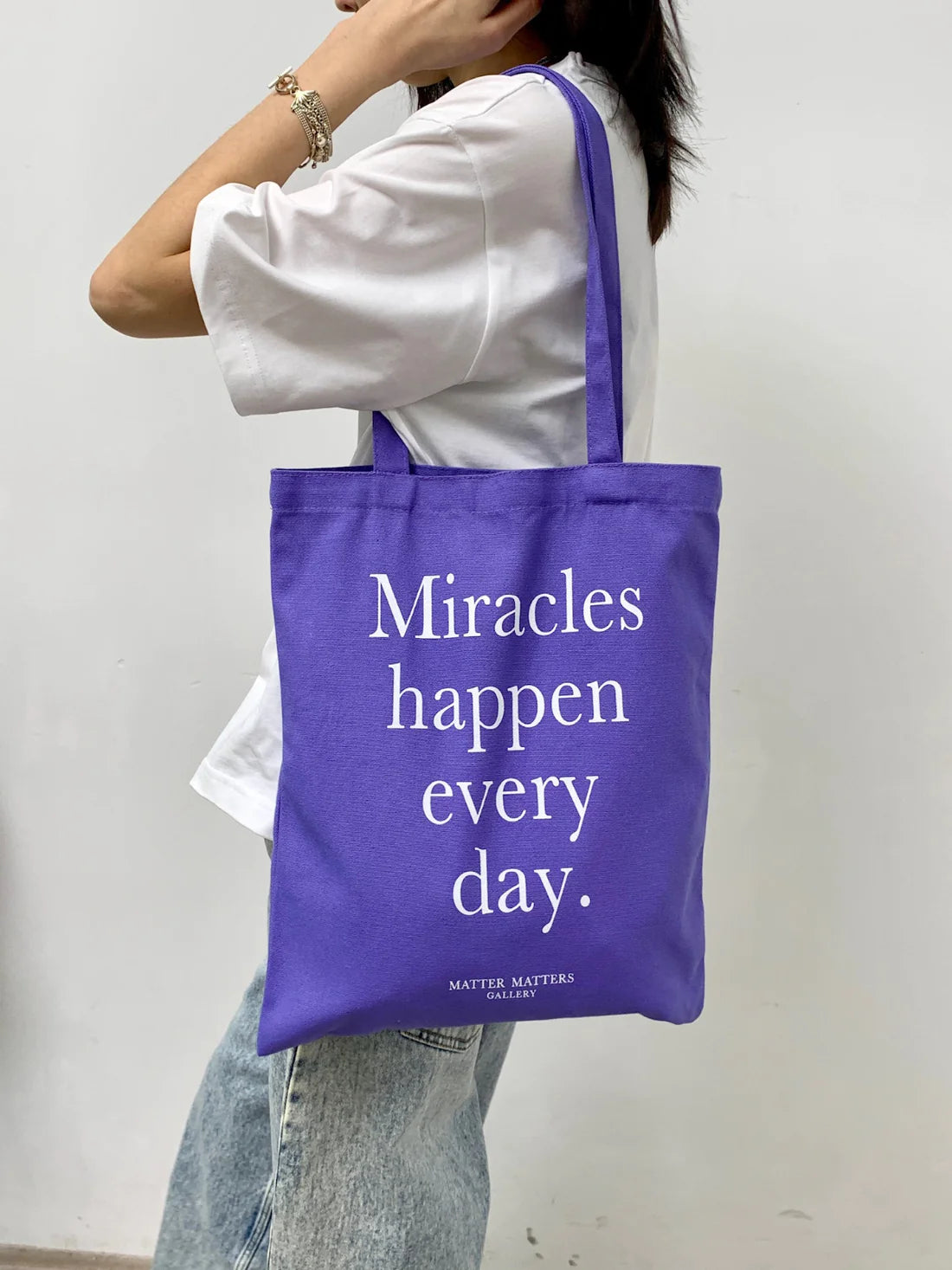 Matter Matters Miracles happen every day • Purple/ Tote Bag