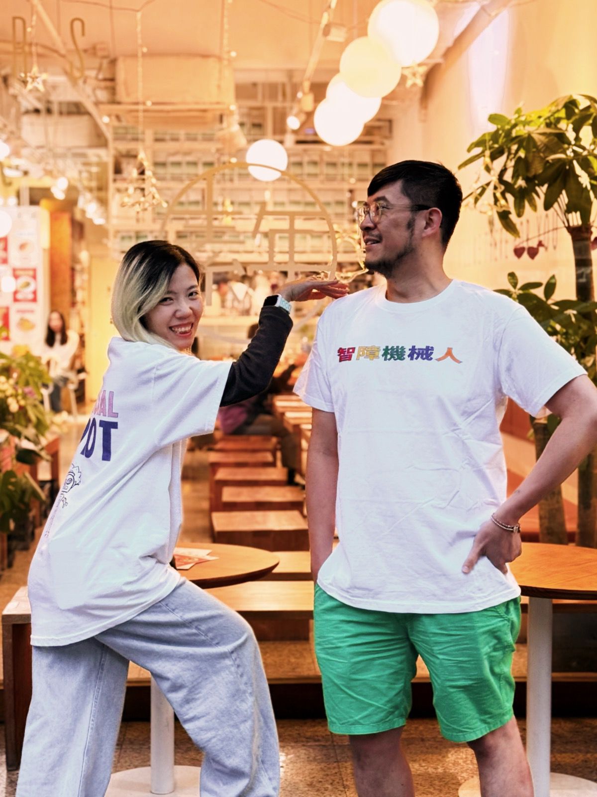 Years - "Artificial Idiot" Tee 智障機械人