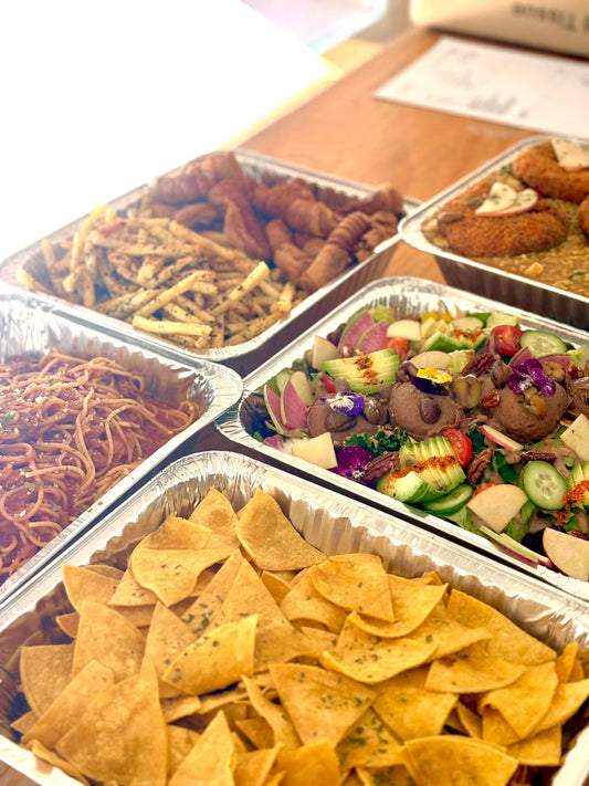 【運費到付 Payment On Delivery】FRIENDS OF YEARS Party Set (荃灣三陂坊)