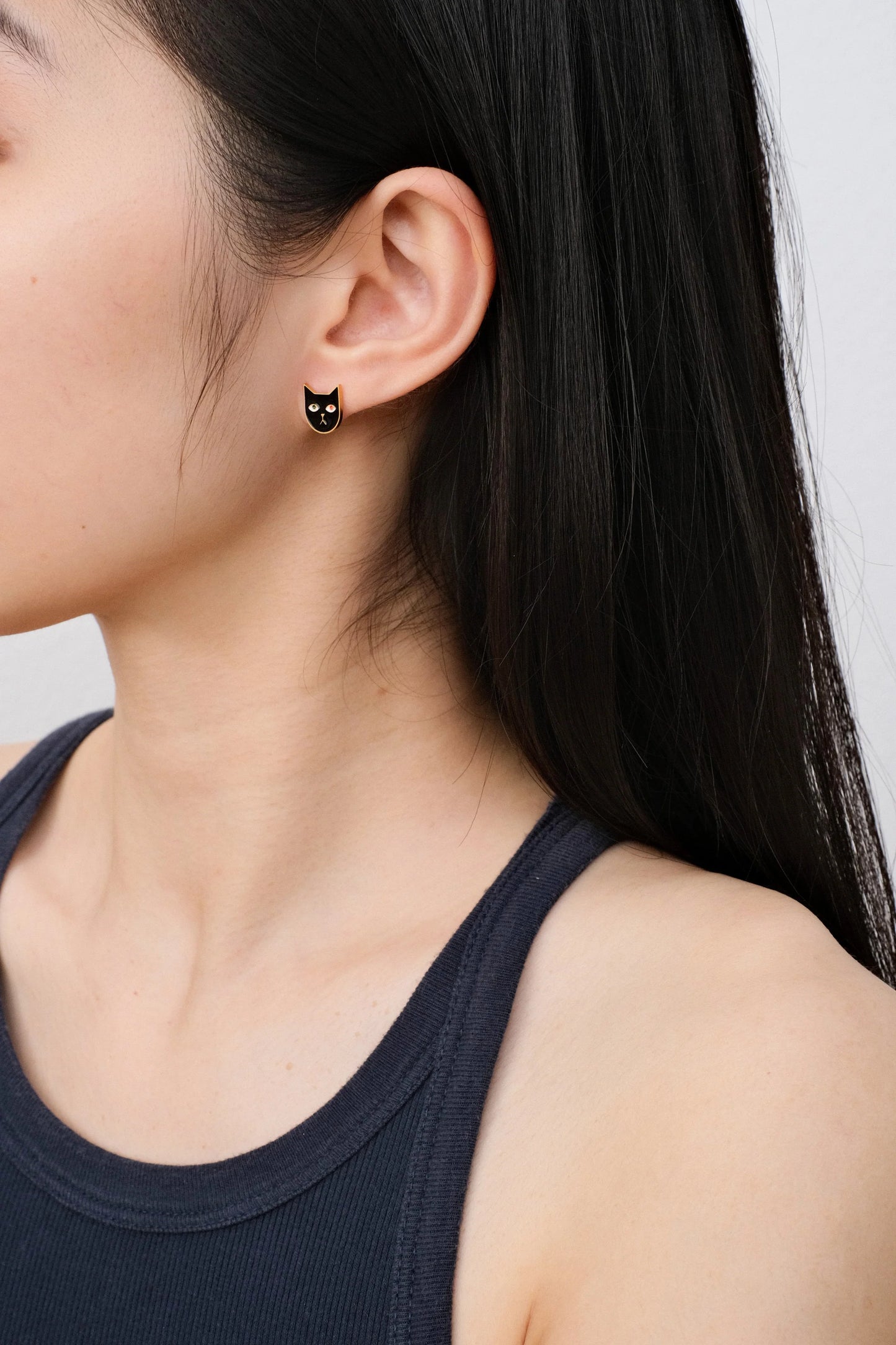 Matter Matters Kitty Mini Tom Earrings • Black