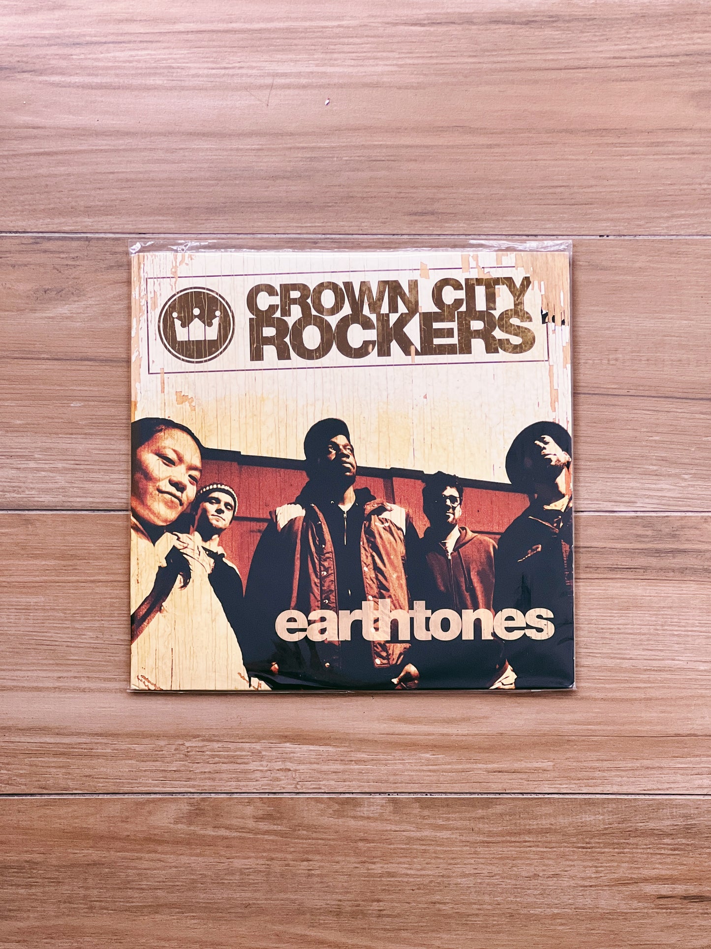 Crown City Rockers – Earthtones