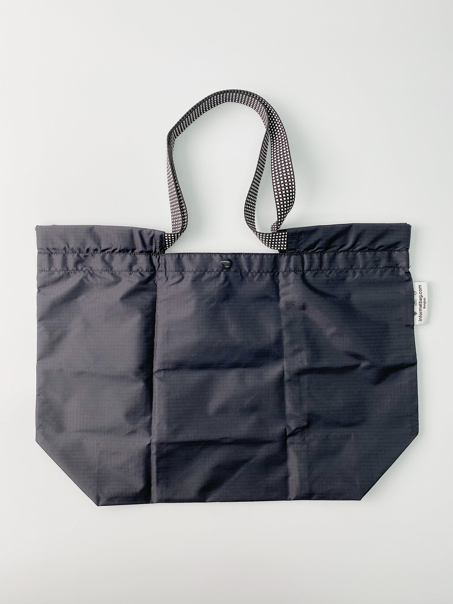 Informal Bag Plain Checkout Bag (Black)