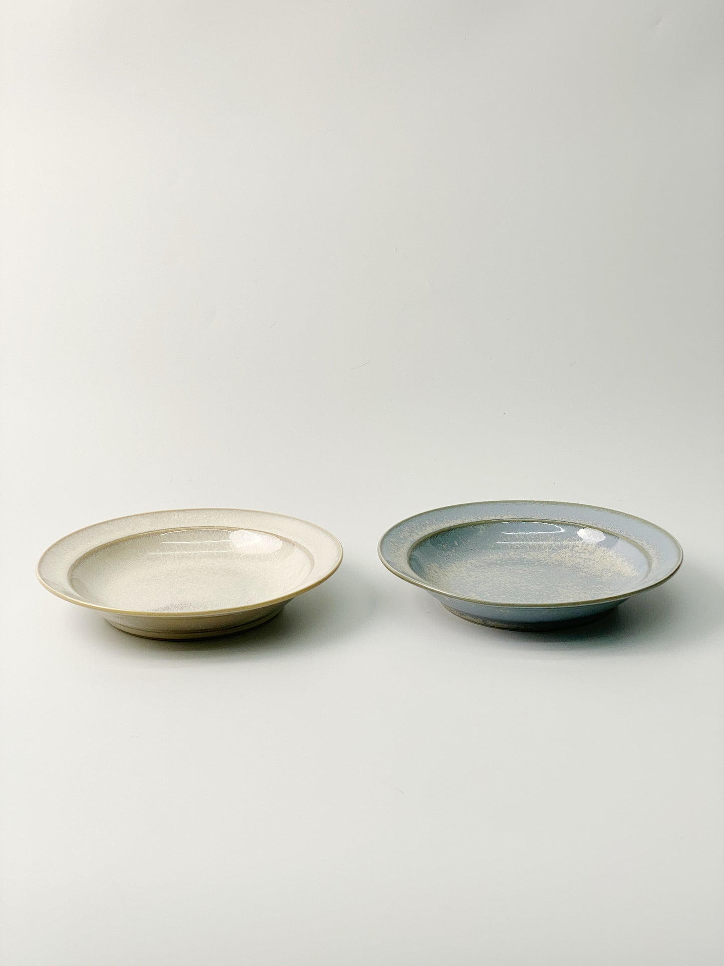 日本製美濃燒 陶瓷咖哩碟套裝(米色及灰色) | Japanese Mino Ware Ceramic Plates Set (Beige & Grey) (21.2cm) (Set of 2)