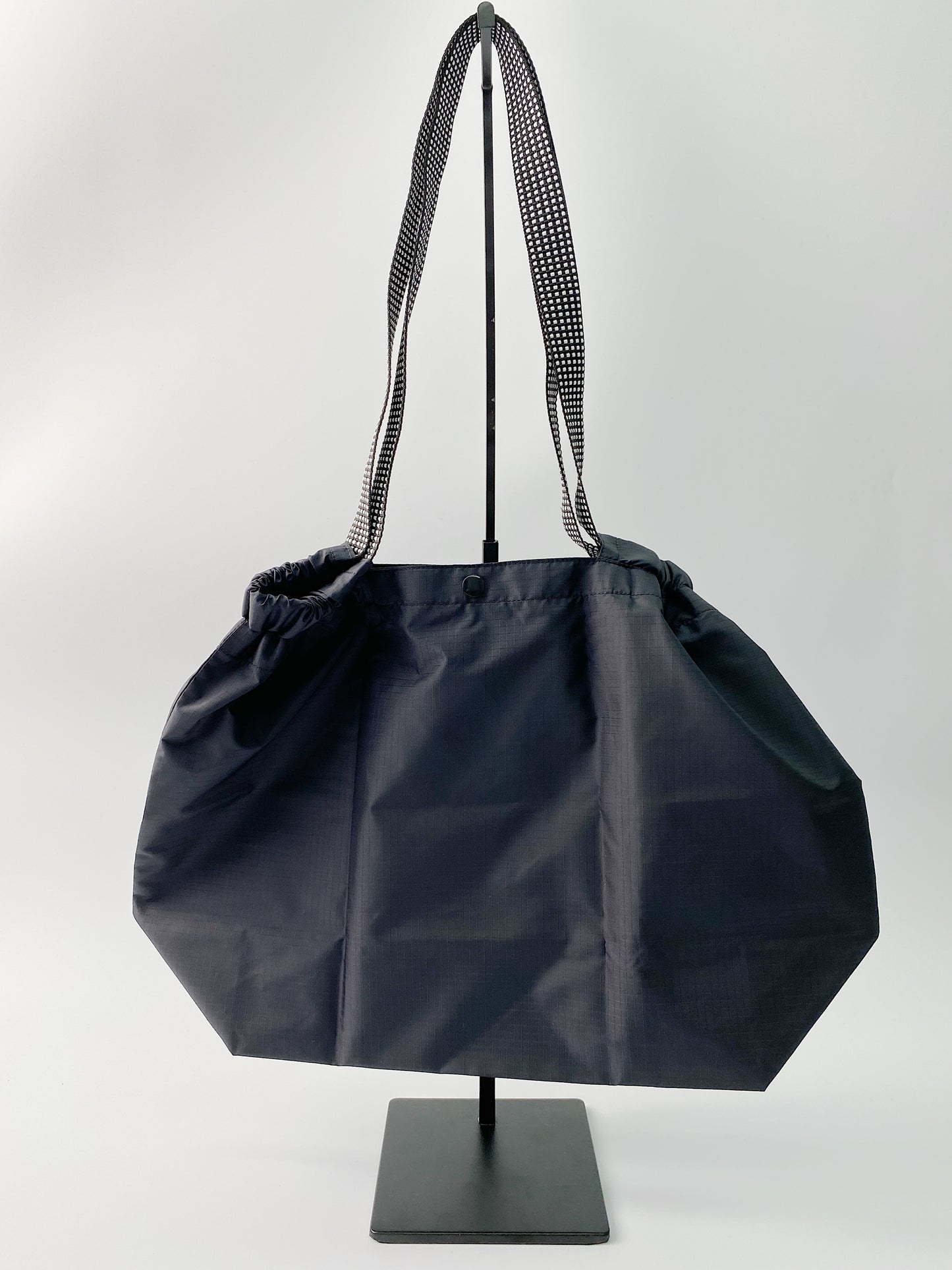 Informal Bag Plain Checkout Bag (Black)