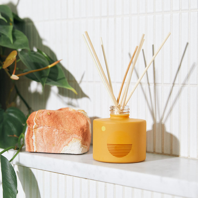 P.F Candle Golden Hour– 3.75 fl oz Reed Diffuser