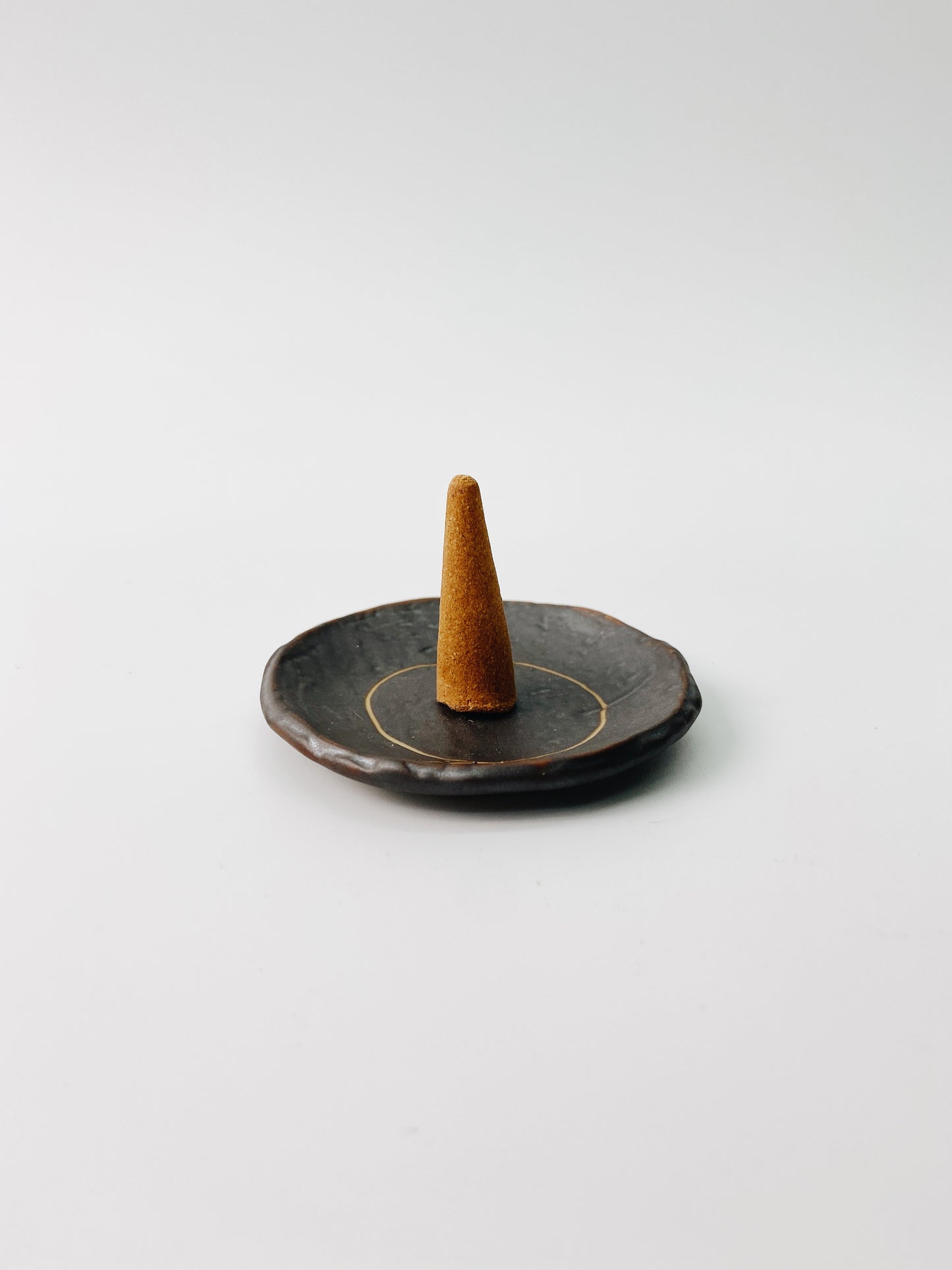 日本製瀨戶燒 香台 (墨水黑) | Japanese Seto Ware Incense Holder (Black)
