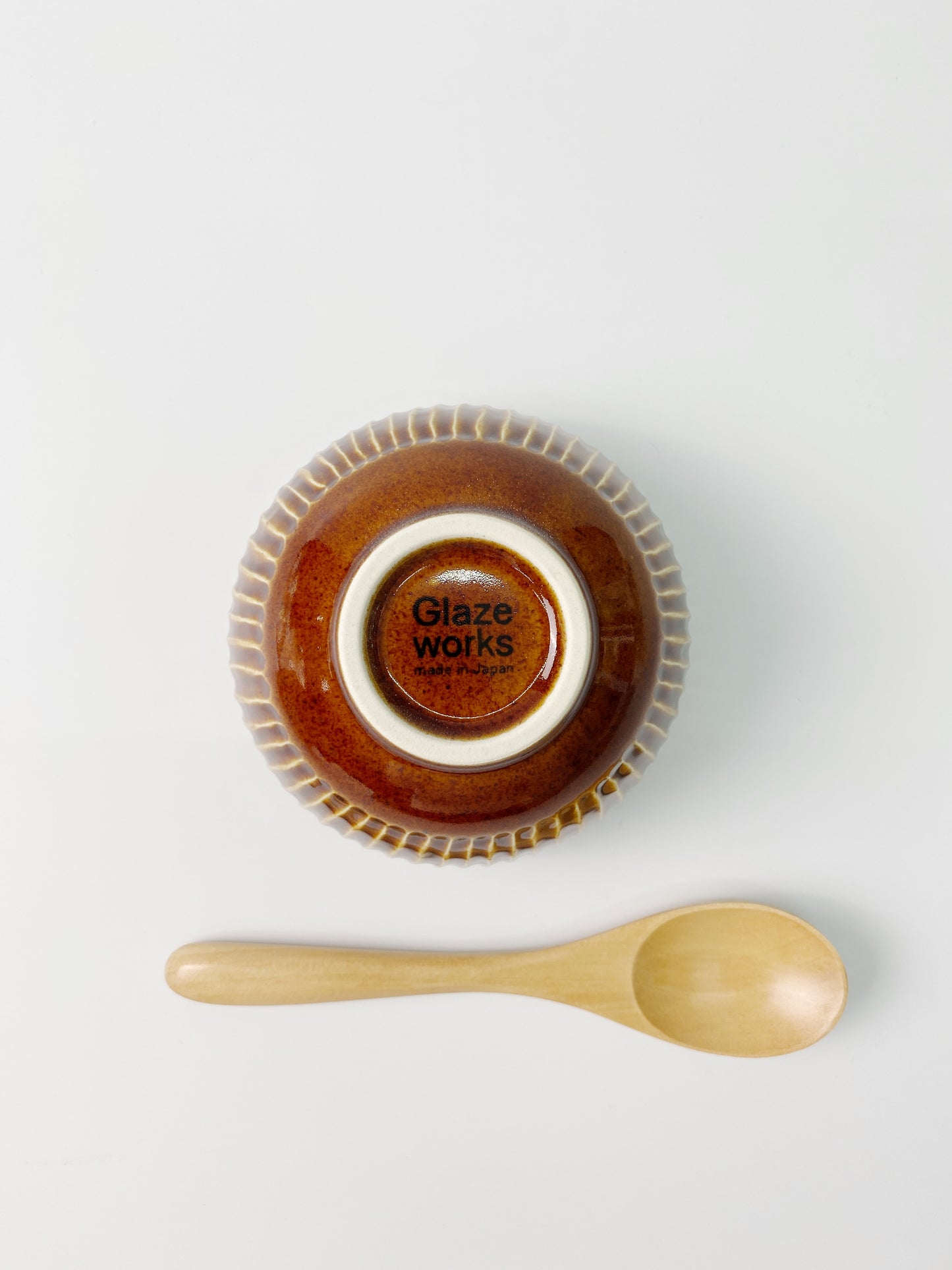 【日本製美濃燒 Japanese Mino Ware】棕色直條紋飯碗套裝 (含木羹) | Brown Striped Rice Bowl Set (With A Wooden Spoon)