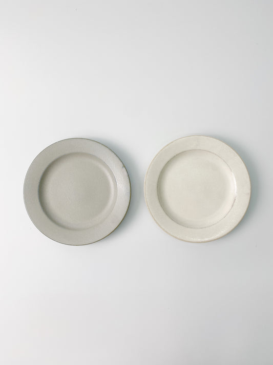 日本製美濃燒  Minorutouki 陶瓷碟套裝(米色及灰色) | Japanese Mino Ware Minorutouki Plate Set (Beige & Grey) (Set of 2)