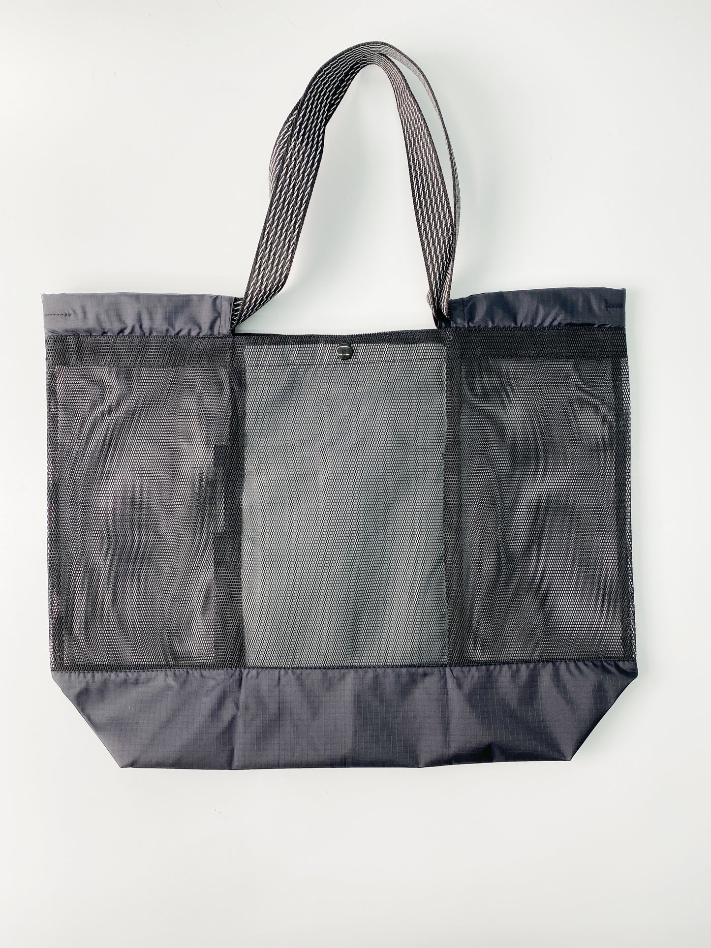 Informal Bag Mesh Checkout Bag Size M (Black)
