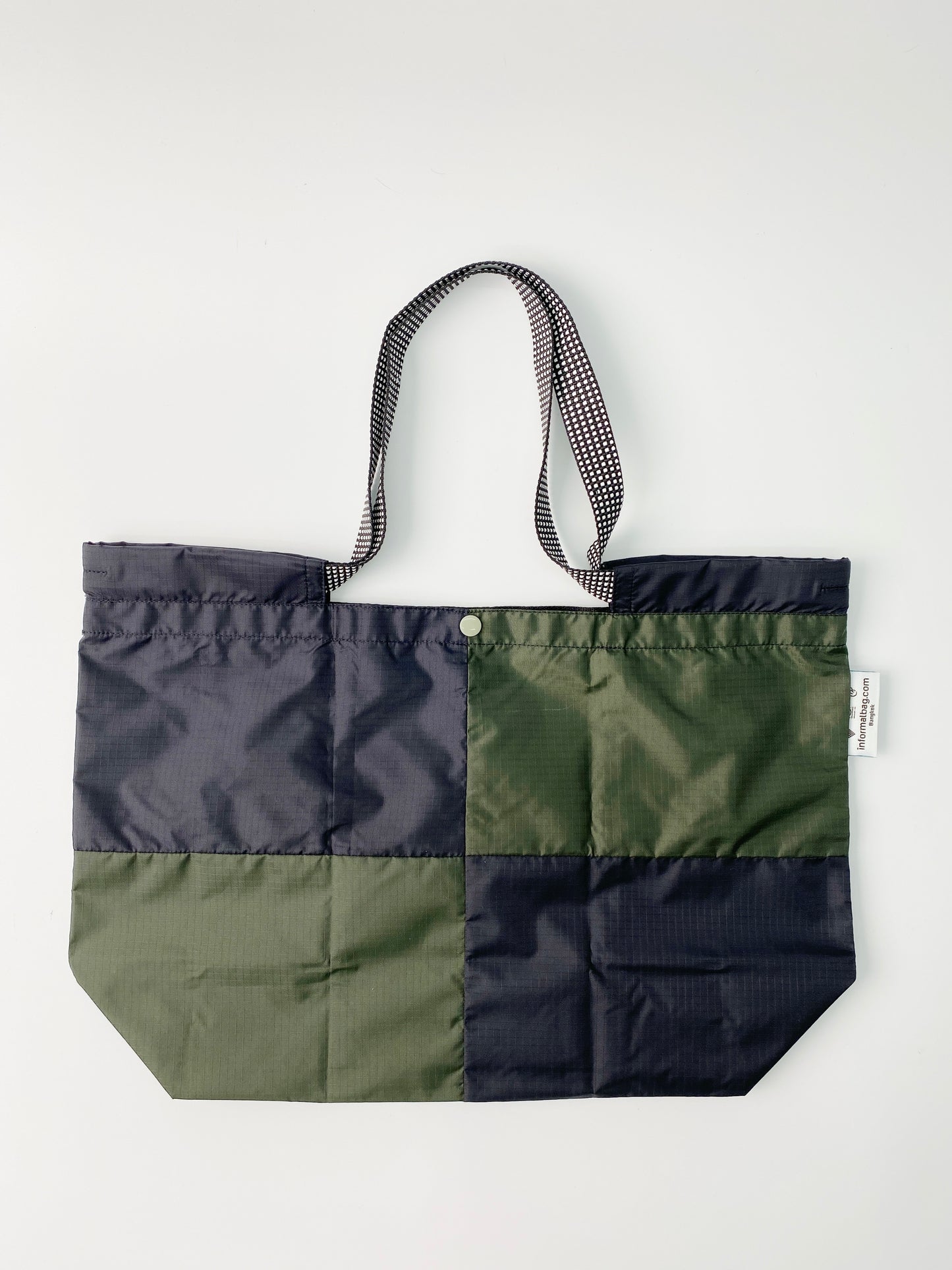 Informal Bag Co-Patch Size M (Avocado)