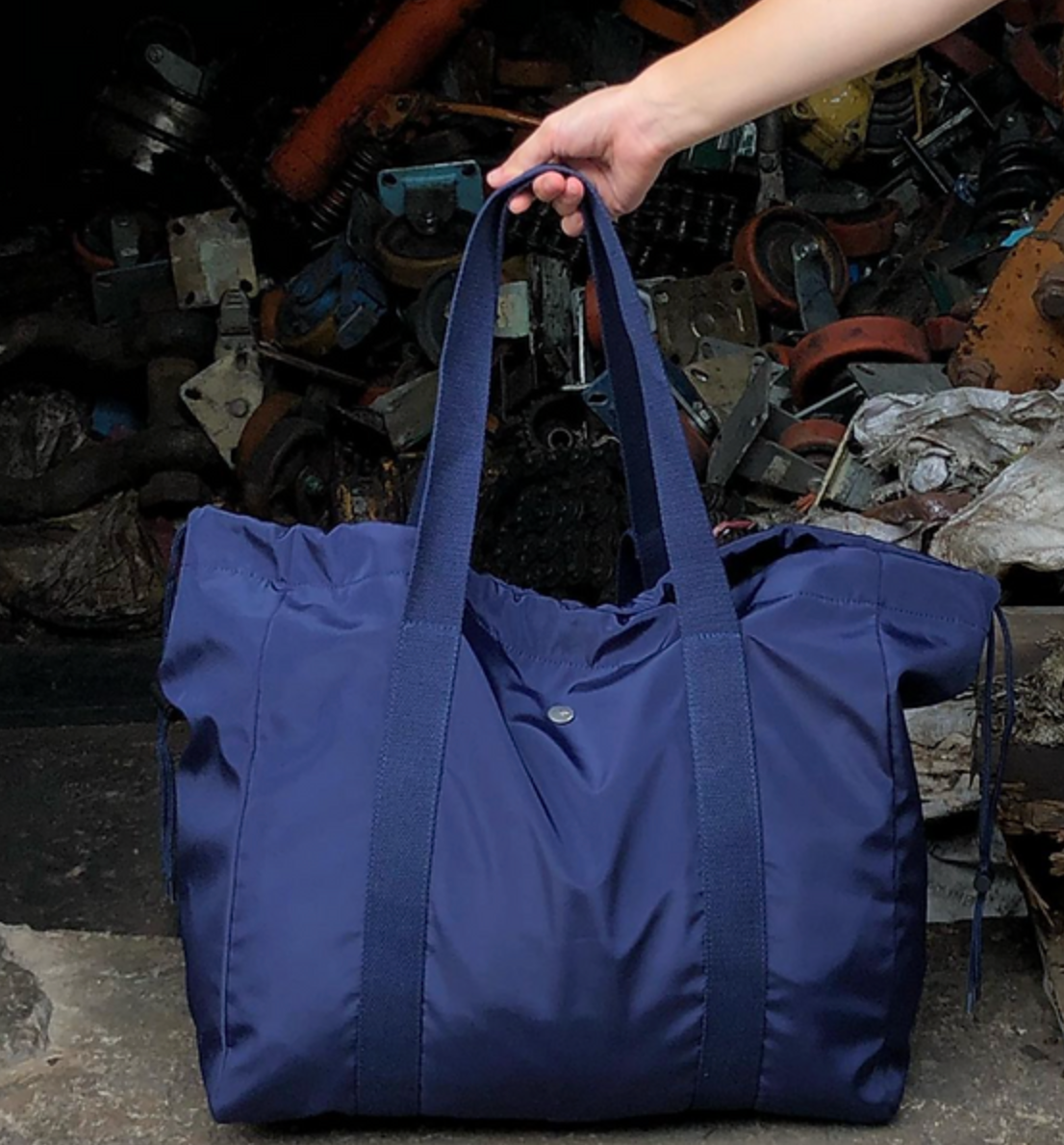 Kodangs Two-way Shoulder Bag/ Backpack (Navy)